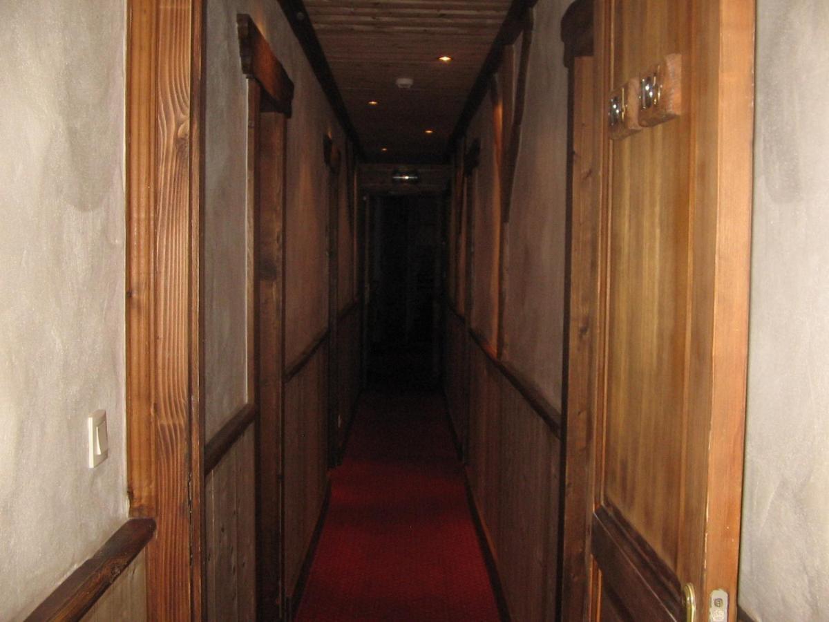 Le Relais De L'Abbaye Hotel Tournus Exterior photo